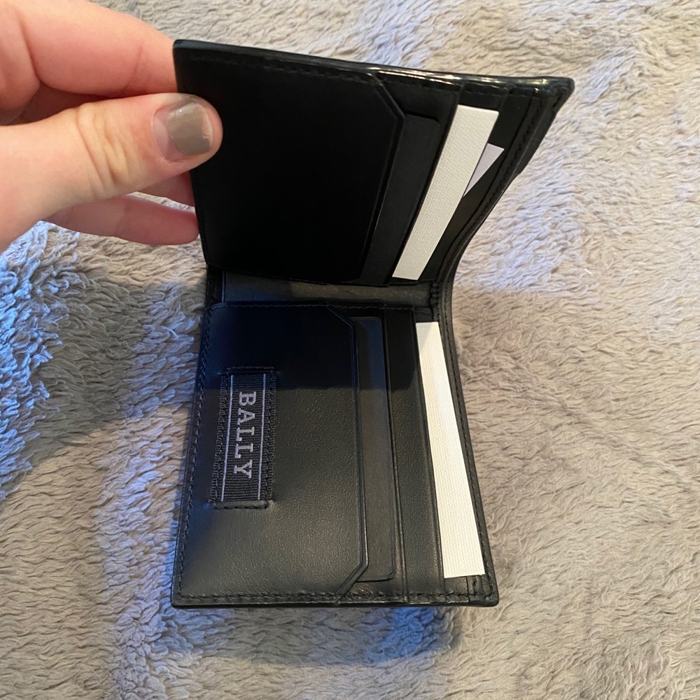 Men’s Wallet - Picture 5 of 8